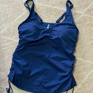 Lands’ End navy blue tankini top swim